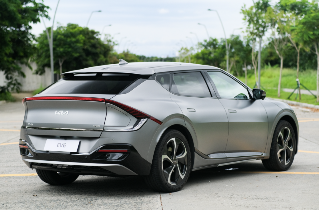 Why Modern Dads Choose Kia EV6 and EV9